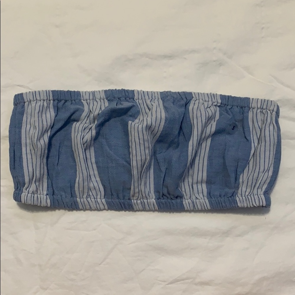 American Eagle Crop Top